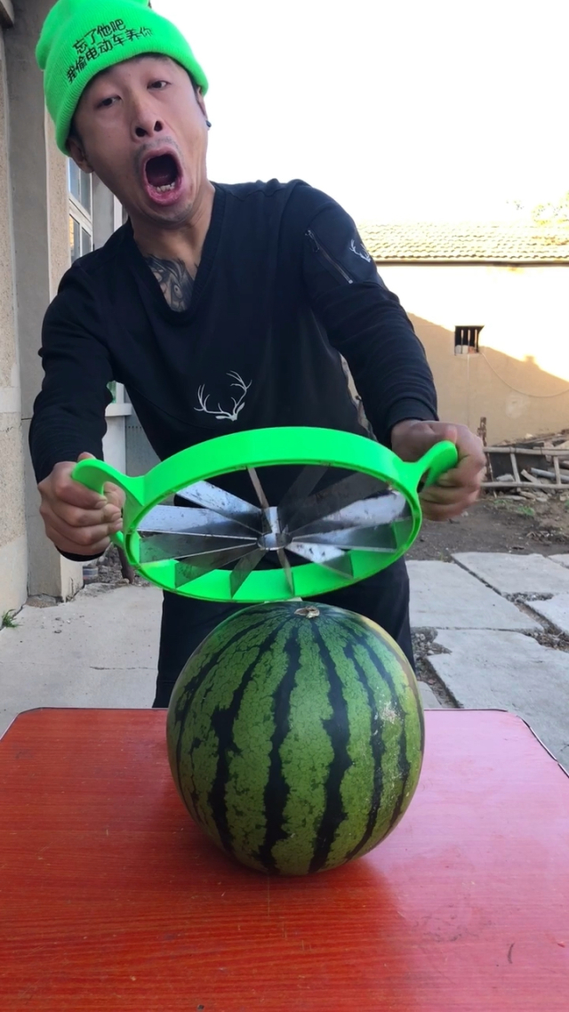 切西瓜在线小游戏_切西瓜游戏免费_切西瓜手机游戏