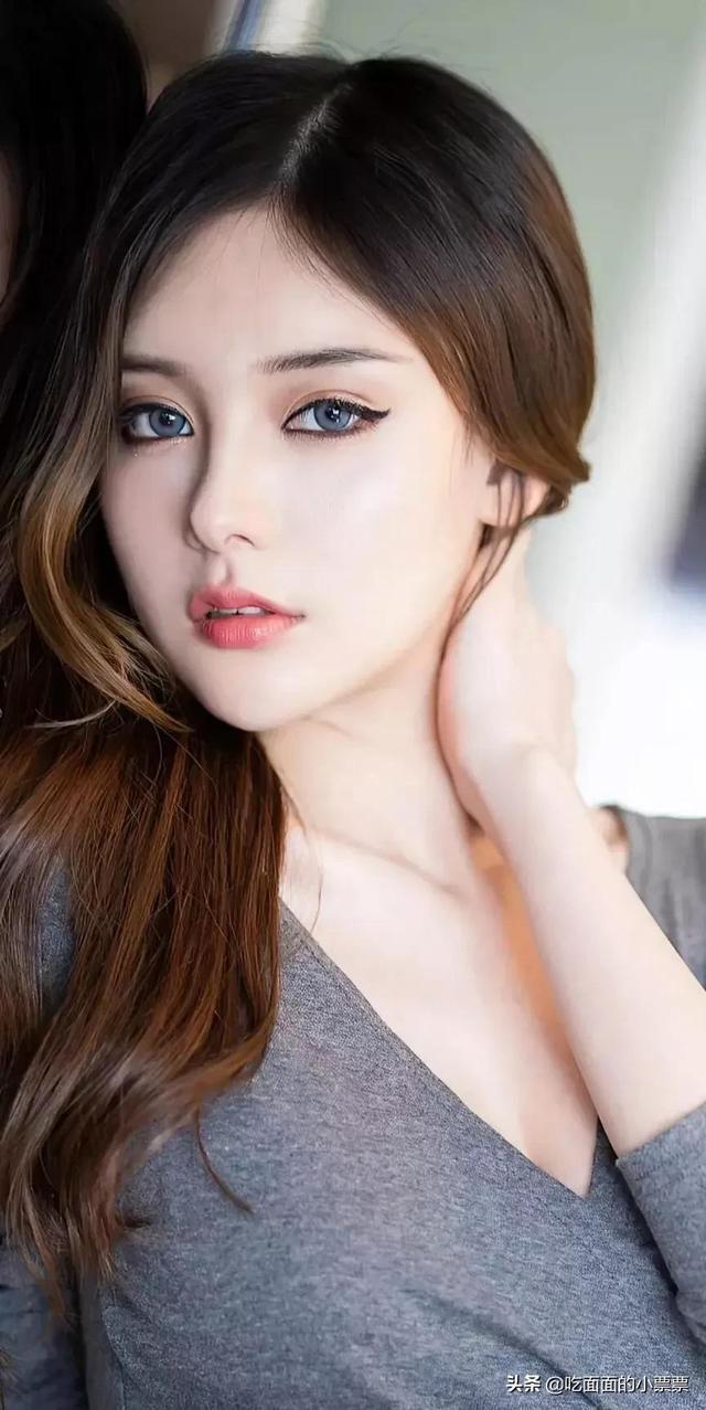 美女超短裙性感热舞_性感美女热舞短裙图片大全_性感美女热舞短裙图片