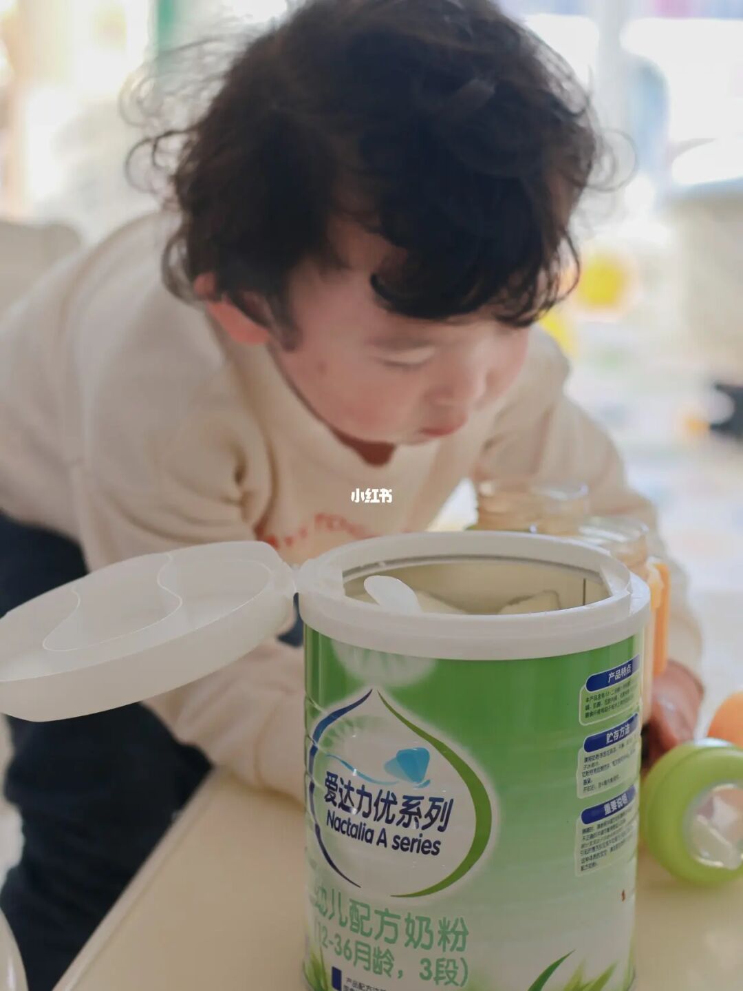 5个月宝宝：不爱吃奶，呕吐问题解析