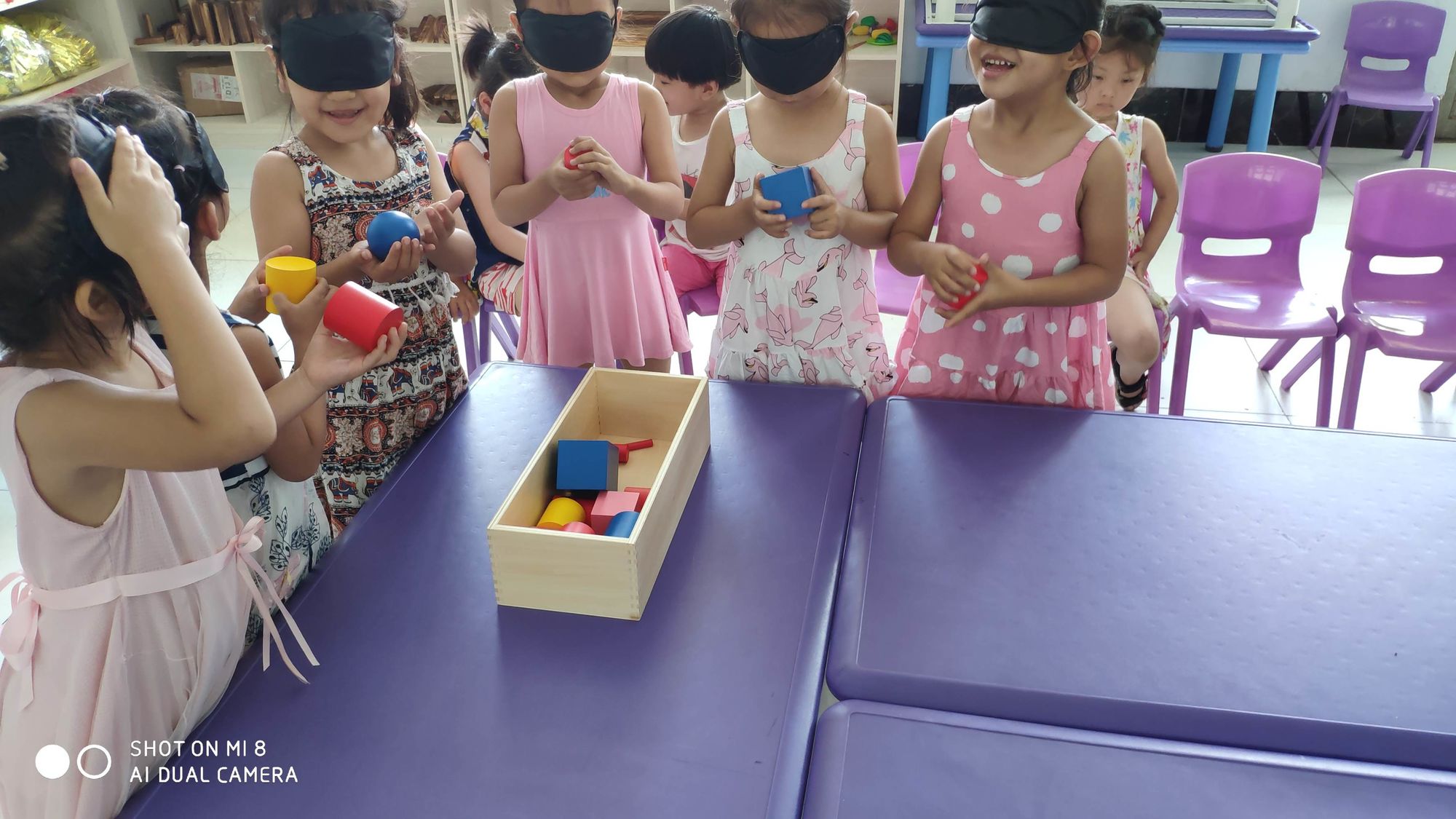 感官游戏深度解析_幼儿感官游戏_幼儿园的感官游戏