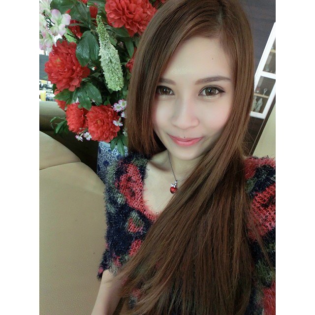 美女亚裔精品苗条_亚裔美女_亚裔女神是表演还是真的