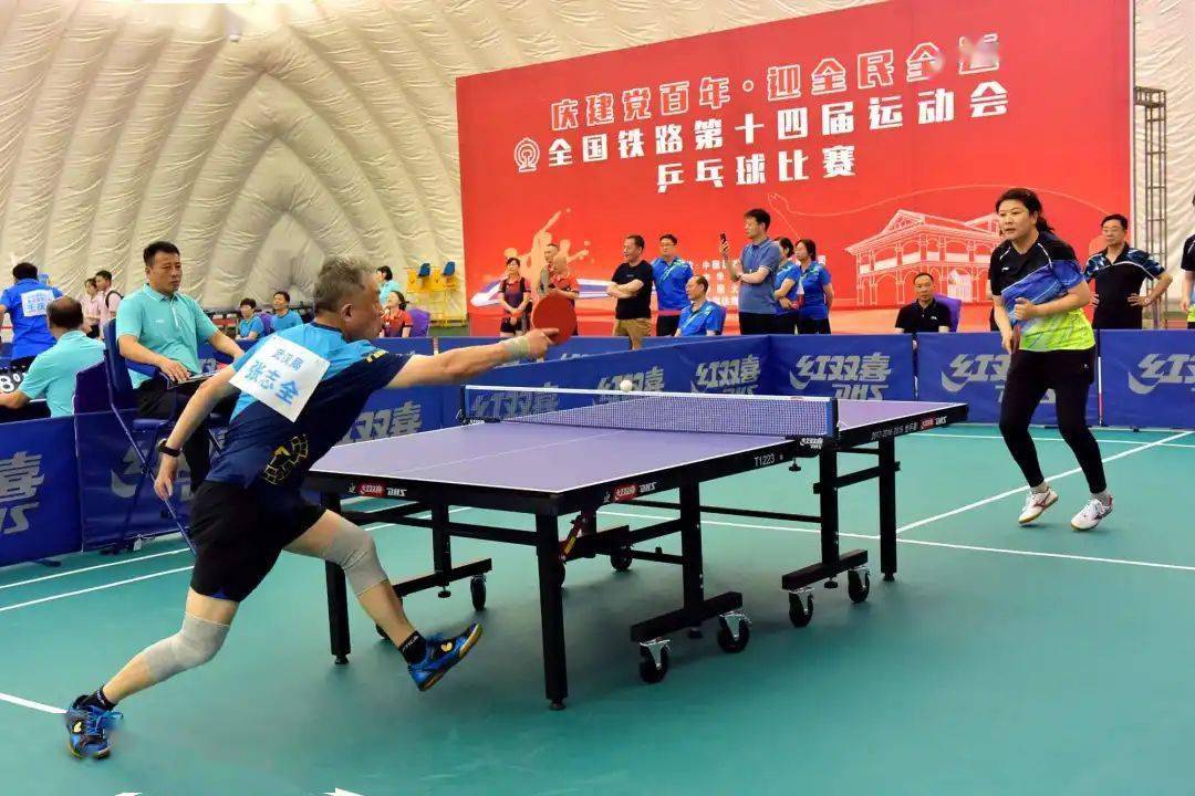 中国象棋双人对战游戏_乒乓球游戏一部手机可以双人对战_双人对战中国象棋游戏