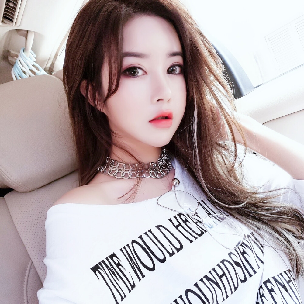 真人版女生游戏推荐_真人美女游戏手机版_真人美女版手机游戏视频