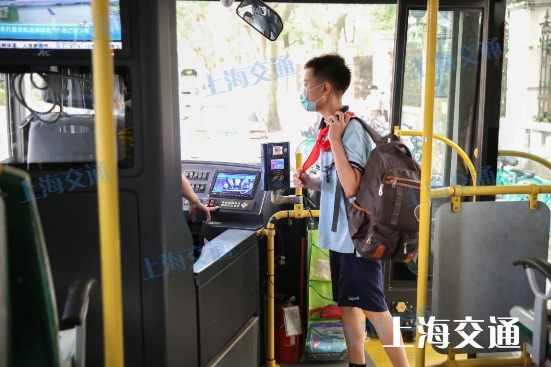 沉浸城市风光，公交模拟驾驶游戏！