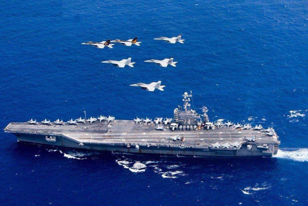 震惊！铁锈战争超级航母横空出世！