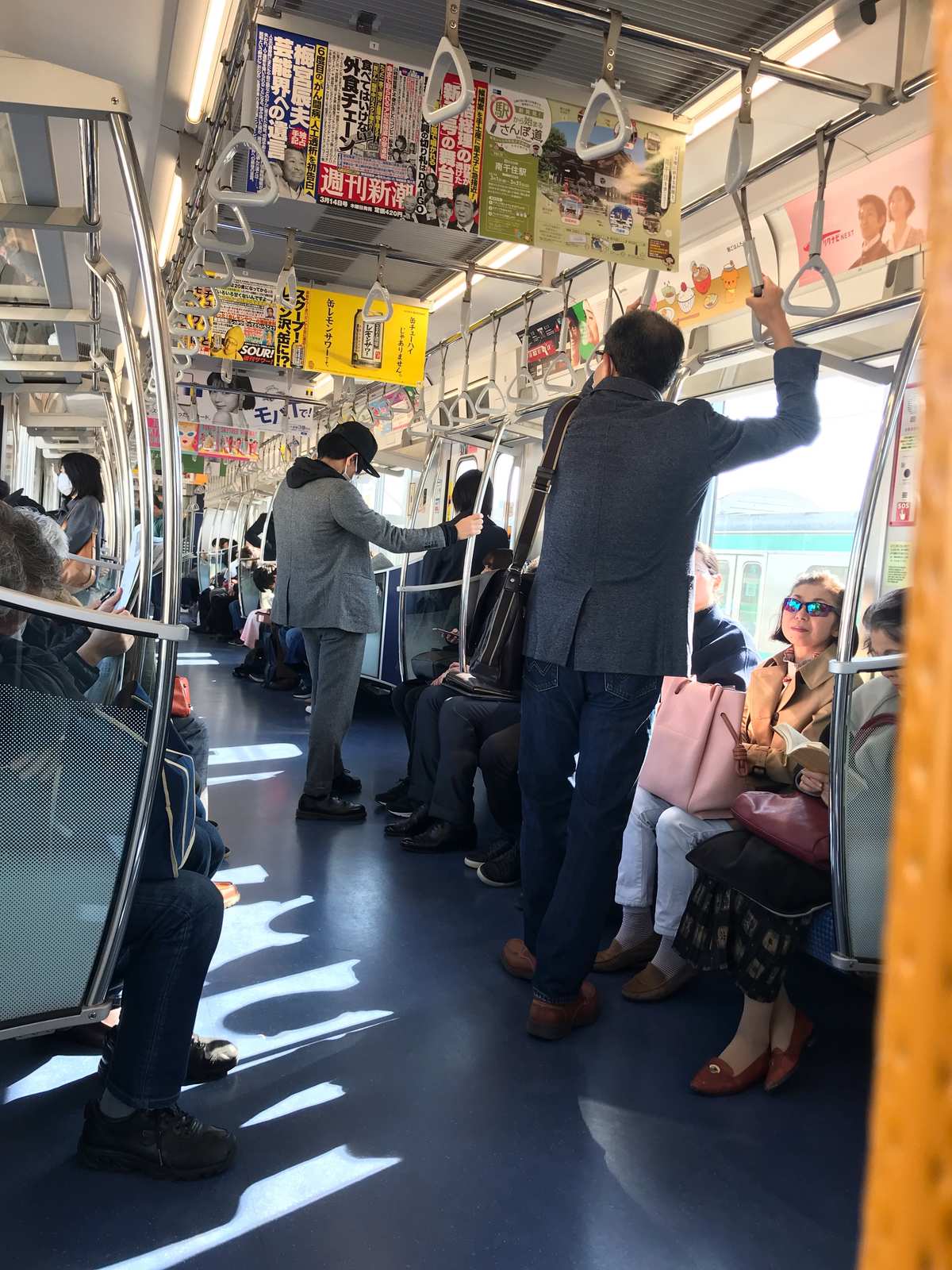 女子校生2痴汉集团电车_女子高生痴汉电车hd手机在线_最终痴汉电车1～3在线