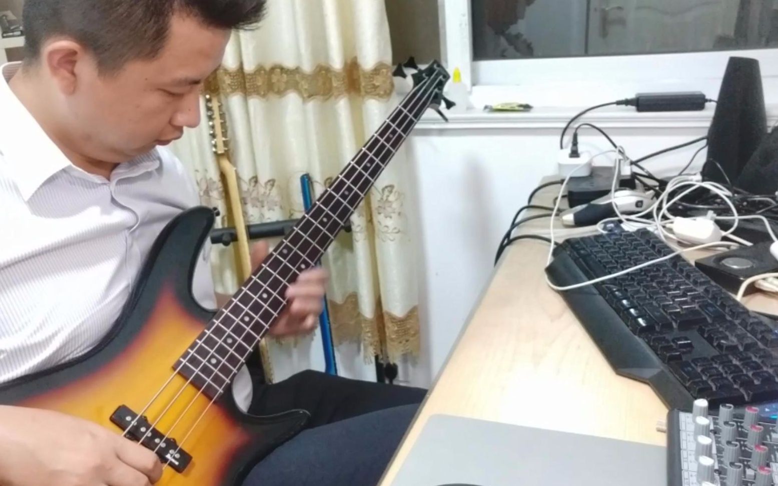 乐克乐克3_乐莫乐兮新相知_乐可是谁