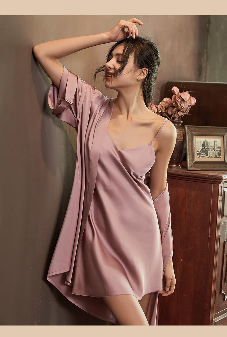 火辣美女AV，性感诱惑你见过吗？