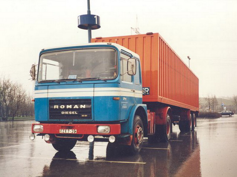 货运大卡车价格_载货大卡车_运货大卡车