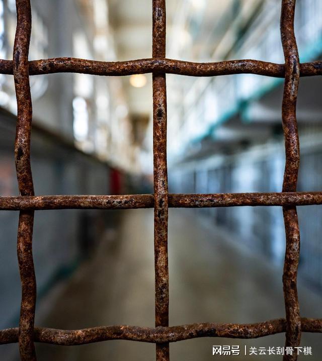 泰拉瑞亚luiafk监狱_泰拉瑞亚监狱_泰拉瑞亚手游监狱