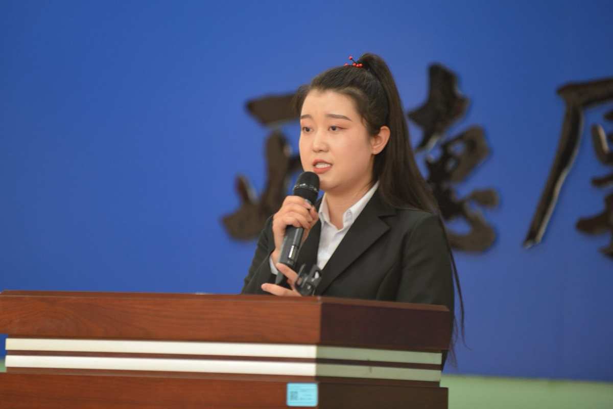 口香糖女孩完整版下载_口香糖女孩游戏4_口香糖女孩