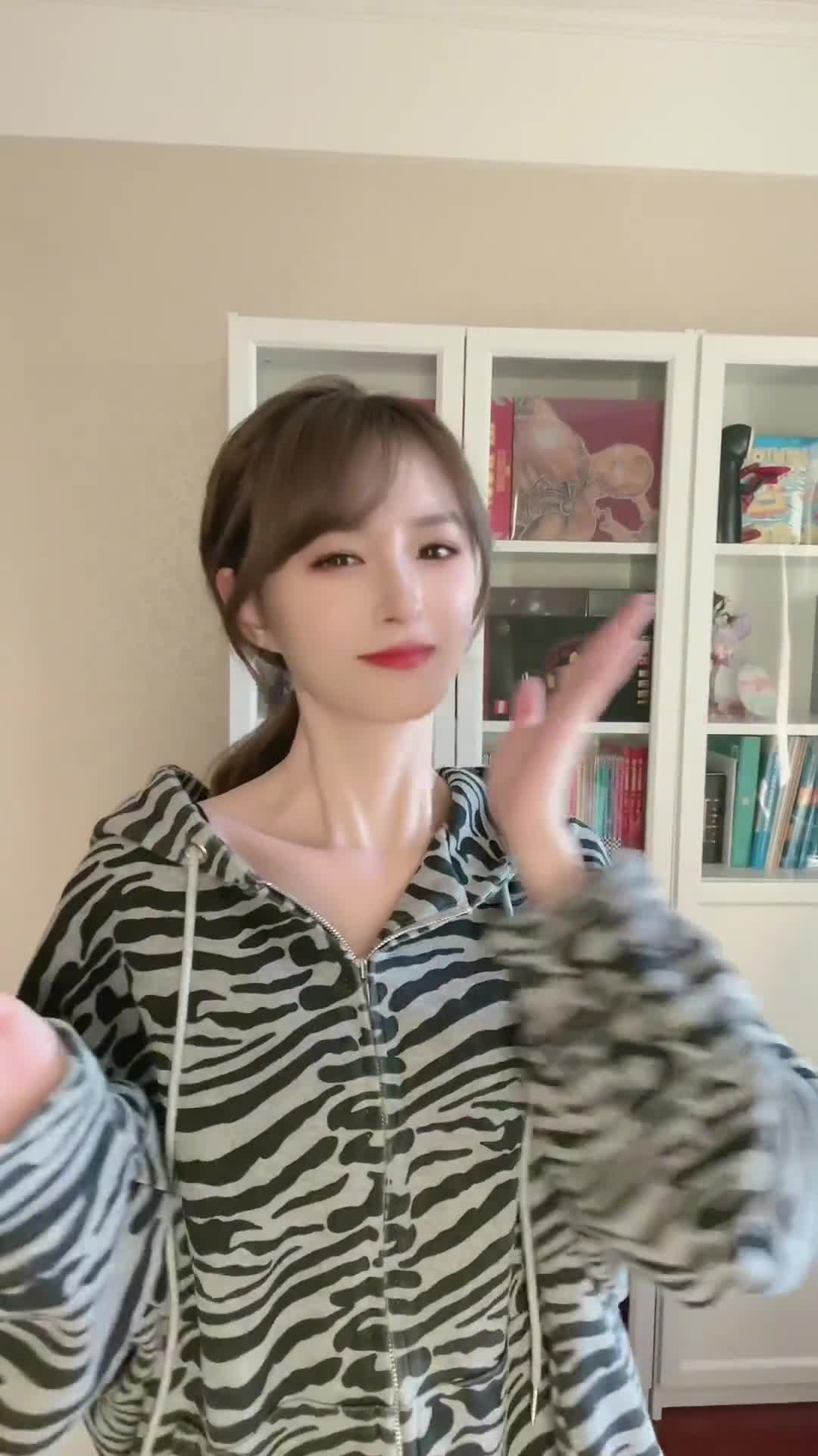 直播小七是谁_小七直播间_小七直播