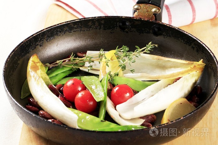 热爱健康饮食的厨师--mdashmdash燃烧的蔬菜