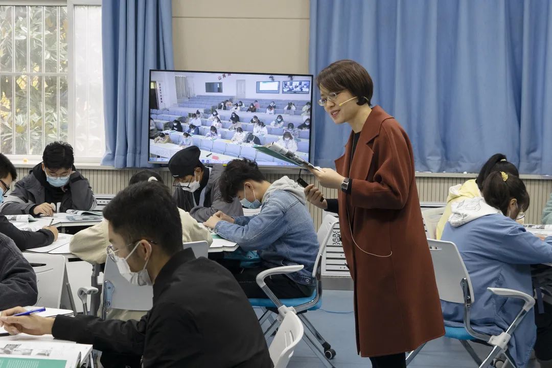 直播app下载软件大全_快三app带直播下载_下载直播软件apk