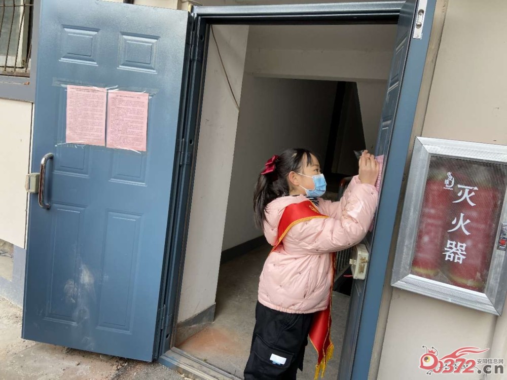 隔壁app下载特效_隔壁相机软件_隔壁app