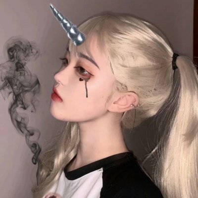展现最美的一面，2023女头像图片新潮来袭