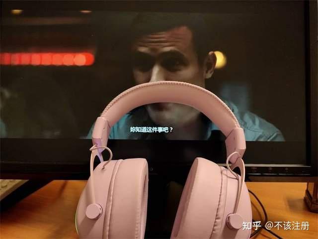 边听小说边玩的手游_手机玩游戏时不能听小说_可以边听小说边玩的游戏