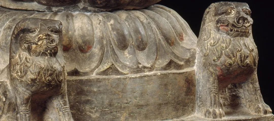 古文化遗址左卫门：神秘石雕、精美青铜器和神秘符文