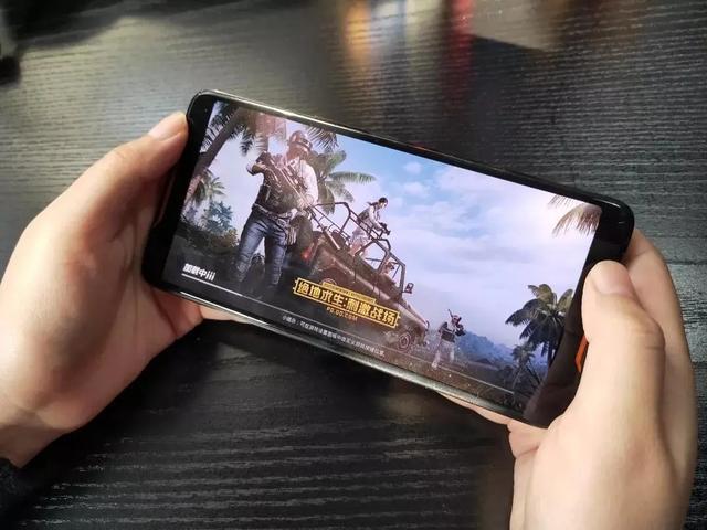 手机怎么等电脑游戏_电脑手机玩游戏_电脑游戏手机
