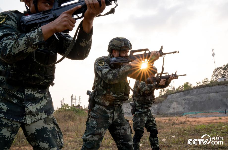 射击实弹手机游戏小米版_十大射击手机游戏排行榜_手机实弹射击小游戏