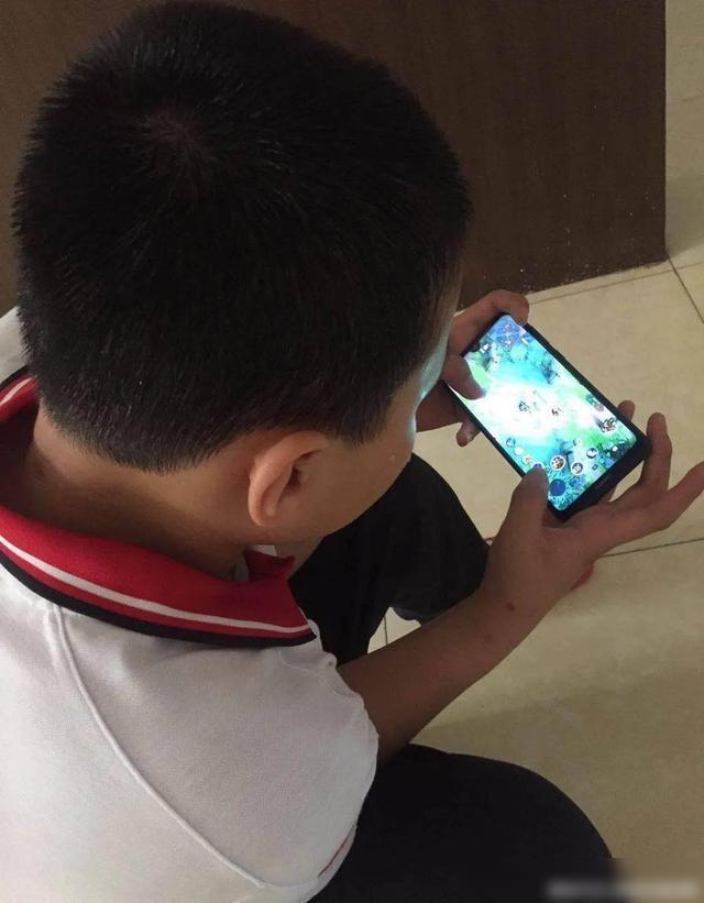 手机游戏好坏作文_手机好坏作文500字_好坏作文手机游戏