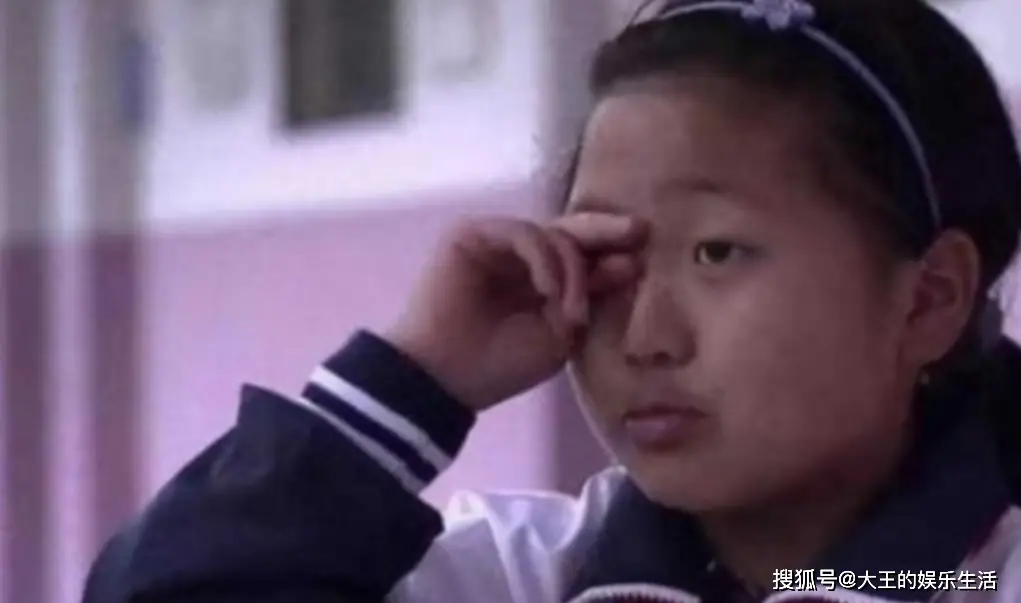 手机上养女生的游戏叫什么_养女儿手机游戏_养闺女游戏