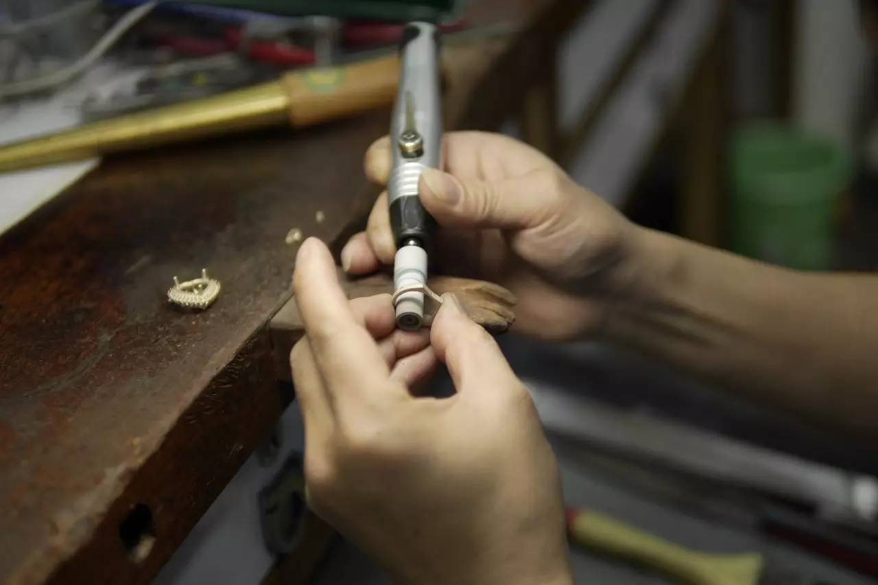 立体图形能切出什么样的截面_立体图形怎么切_手机游戏切立体图形的方法