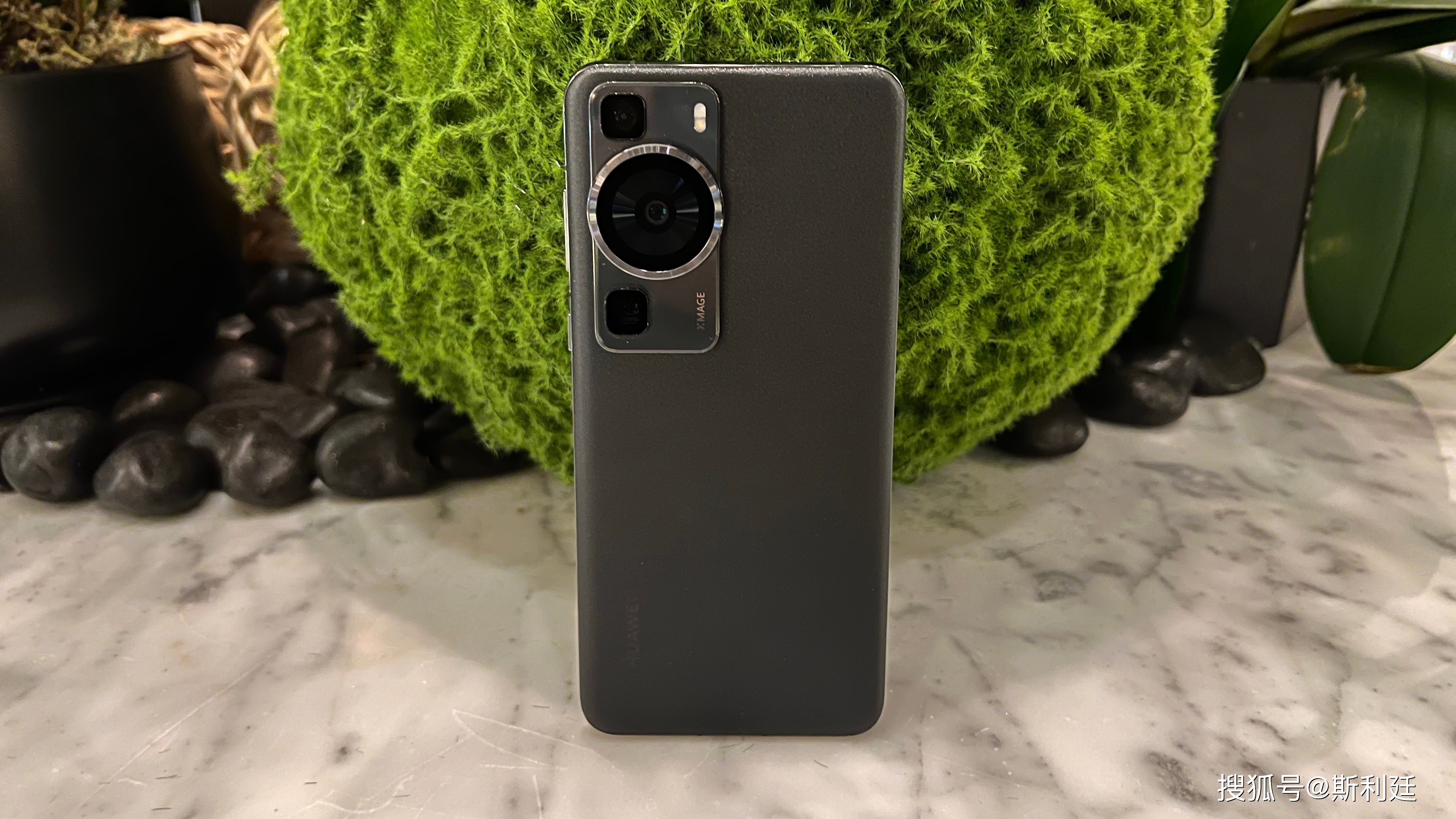 华为nova6pro：外观高贵内涵强大，打破性能极限