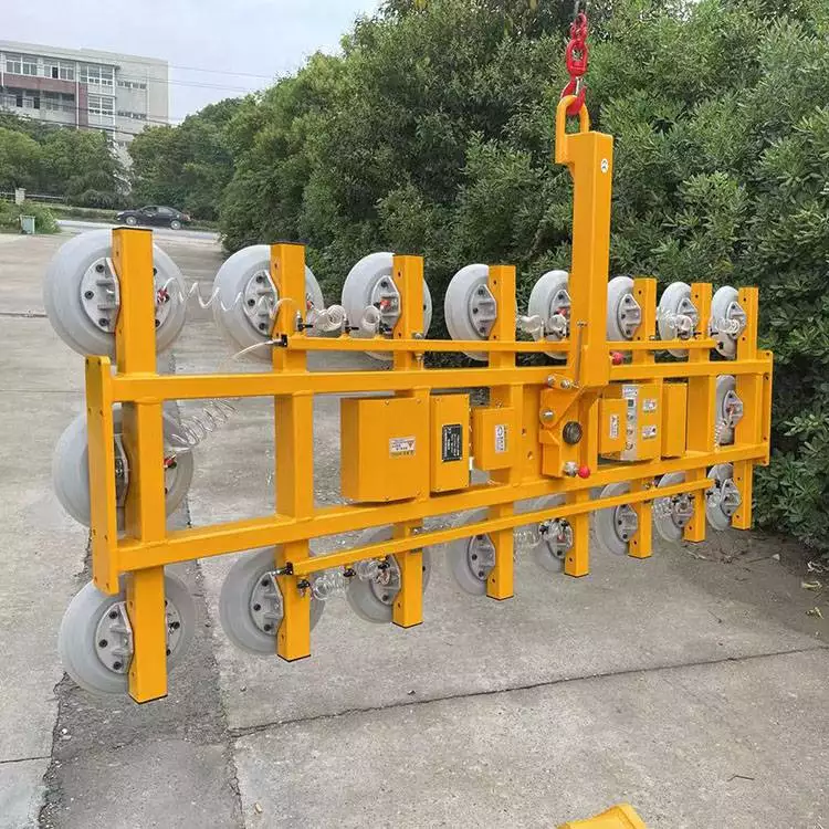 手机游戏吸盘按键_游戏吸盘摇杆使用方法_手游吸盘摇杆好用吗