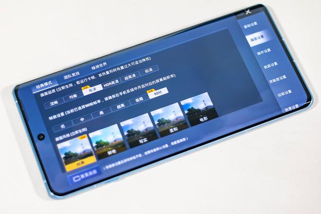 游戏手机会卡吗_手机游戏不会卡_卡手机游戏会封号吗