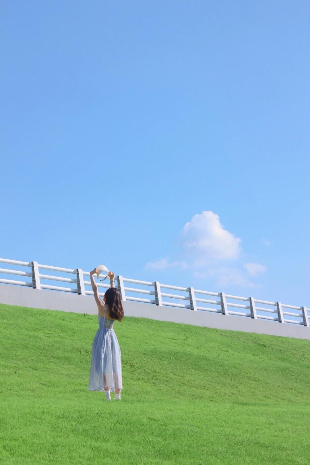 手机游戏rain-Rain手机游戏：带你走进温柔朦胧的世界，