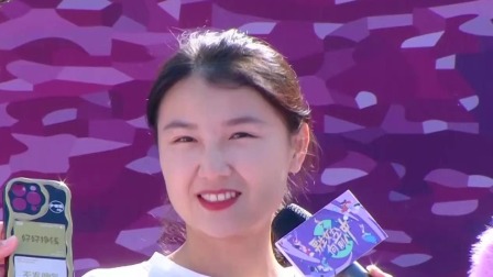 手机玩游戏手机壳震动很大_手机游戏震动_手机震动有点散