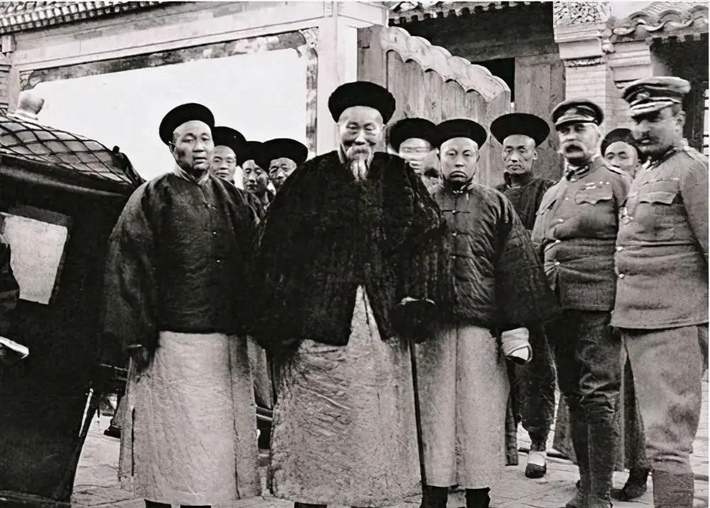 好玩的手机团队游戏_中国团队做手机游戏_手游制作团队