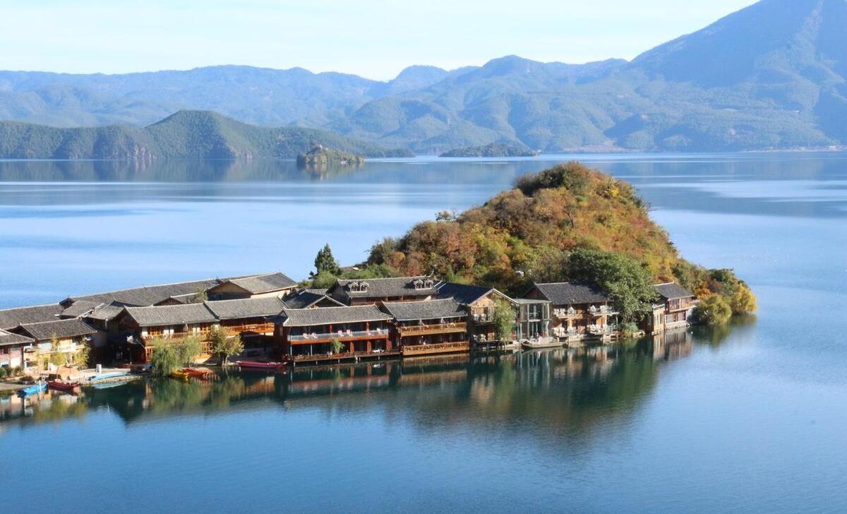 漓江塔：诗与远方的化身，浪漫传说与绝美风景的交织