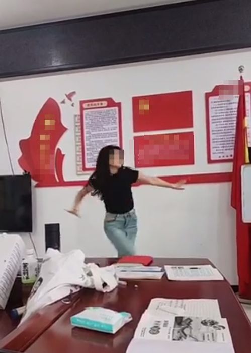 犯人在跳舞桌游戏规则,日式推理桌游的规则与玩法解析